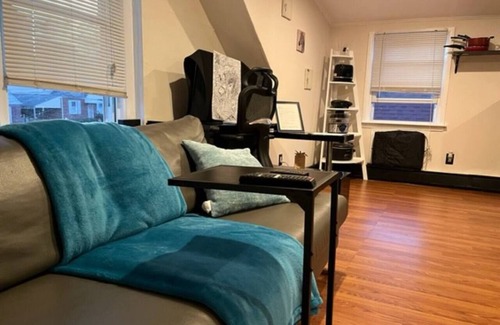Elmont Apartment | Cozy - 1 Bedrm Apt | Near UBS
