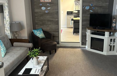 Michigan City Apartment | Cozy 1-bedroom apartment in quaint Michigan City with WiFi, AC