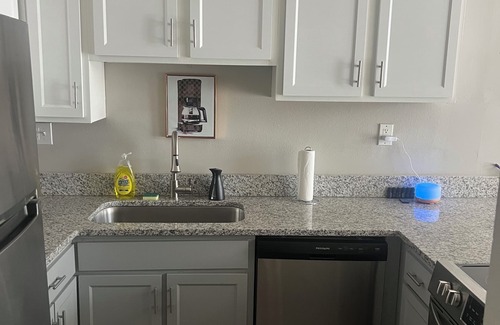 Redmont Park Apartment | Cozy 1-bedroom apartment in serene Birmingham with AC, WiFi, fitness room