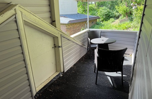 Brighton Heights Apartment | Cozy 1-bedroom apartment in peaceful Pittsburgh with WiFi