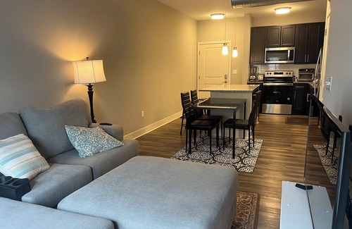 Northeast South Bend Apartment | Cozy 1-bedroom apartment, 1/2 mile to ND Stadium on Eddy St.