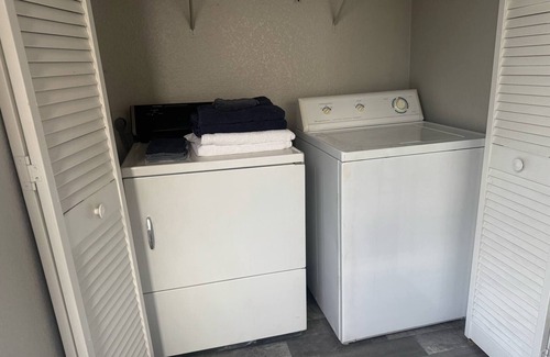 Las Vegas Apartment | Cozy 1-bedroom apartment with WiFi, AC in wonderful Las Vegas