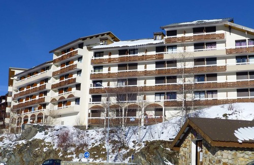 Eclose-Est Apartment | Cozy 1-Bedroom Apartment for 5 with South-Facing Balcony in L'Alpe d'Huez