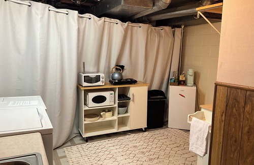 Peoria Heights Apartment | Cozy 1-bedroom basement apartment in Peoria Heights Pets Welcome!