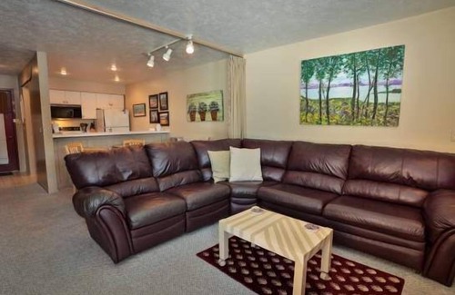 Harbor Springs Condo | Cozy 1 Bedroom Condo #31 by Fitness Center, Pool, Hot Tub. Trout Creek Condos.