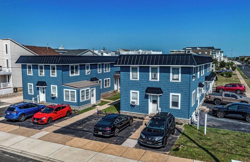 Brigantine Condo | Cozy 1-bedroom condo in fabulous Brigantine with AC, WiFi