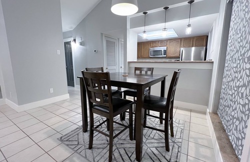 Monticello Condo | Cozy 1-bedroom condo in lovely Fort Worth with AC, WiFi