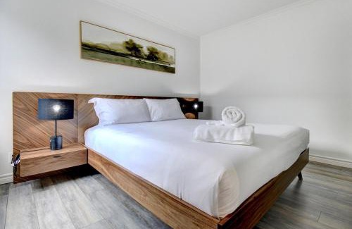 Mont-Tremblant Pedestrian Village Apartment | Cozy 1 Bedroom Domaine de la Montagne Tremblant