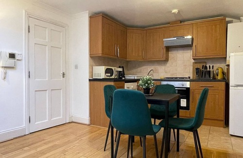 Canonbury Apartment | Cozy 1-Bedroom Apartment in Islington