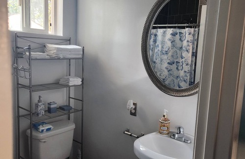 Federal Way Apartment | Cozy 1-bedroom guest house apartment in welcoming Federal Way with WiFi
