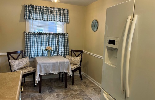 Gaffney House | Cozy 1-bedroom house with WiFi, AC on Historic College Drive in Gaffney,SC