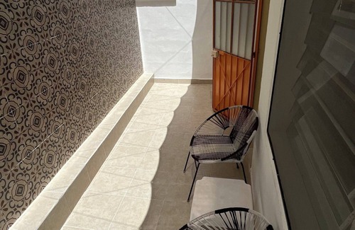 Luis Donaldo Colosio Apartment | Cozy 1-bedroom apartment with AC and WiFi at 1 block from the beach
