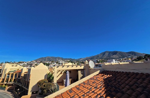 Torreblanca Apartment | Cozy 1-bedroom penthouse with WiFi and AC in charming Fuengirola, Torreblanca