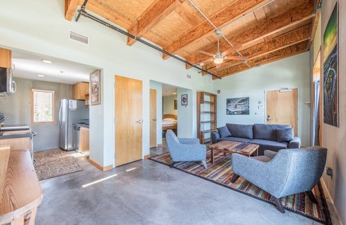 Chattanooga Apartment | Cozy 1-bedroom pet friendly apartment in enchanting Chattanooga with WiFi, AC