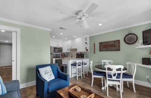 Avalon Beach Estates Condo | Cozy 1-bedroom sleeps 6, with Gulf Views in charming Miramar Beach