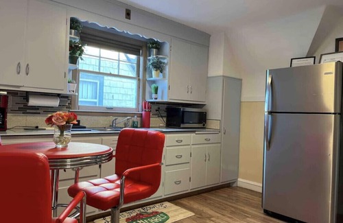 Two Rivers Apartment | Cozy 1 Bedroom Upstairs Rental Apartment in Two Rivers