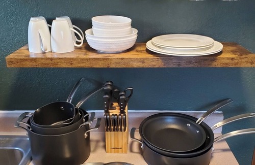 Central Colorado Springs Apartment | Cozy 1-Bedroom Townhouse Downtown Colorado Springs