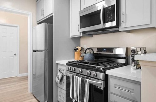 Hawthorne Apartment | Cozy 1-BR Apartment in Hawthorne, close to So-Fi, Intuit Dome, Forum and more