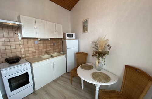 Fouras Apartment | Cozy 1-BR Apartment Steps from Shops & Beach, Fouras