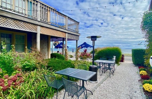 Falmouth Heights Apartment | Cozy 1 Queen Bed Escape Near Beach & Fun