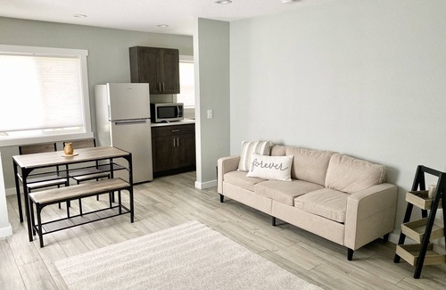 Central Area Apartment | Cozy 1B/1B Apt in Downtown