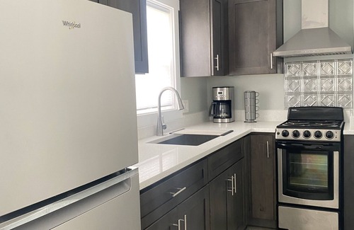 Central Area Apartment | Cozy 1B/1B Apt in Downtown