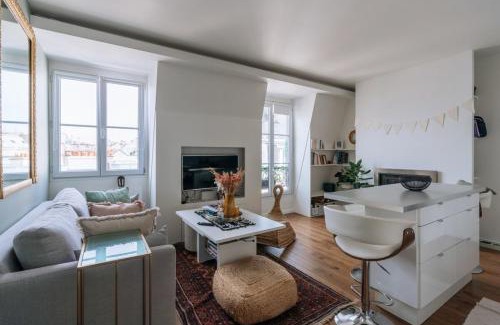 Porte-Saint-Martin Apartment | Cozy 1BD Apart for 2-RépubliqueCanal Saint Martin
