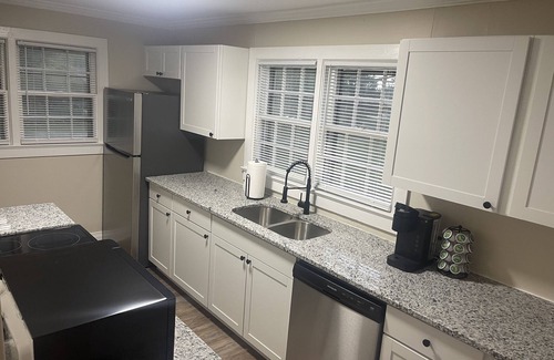 Stokes House | Cozy 1bed/1bath/full kitchen in foothills of NC