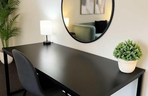 North Park Apartment | Cozy 1BR Apt Near Dining & Shops - Kimball C2