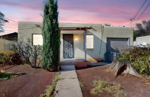 Albuquerque House | Cozy 1br Casita in Southwest w Wifi!