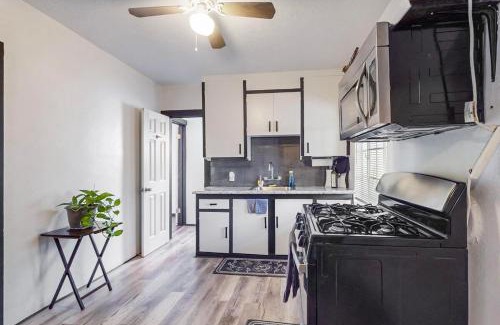 Albuquerque House | Cozy 1br Casita in Southwest w Wifi!