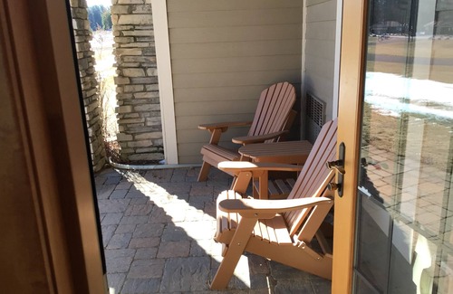 Three Lakes Condo | Cozy 1BR Condo at Northernaire – Lake Views & Northwoods Charm!