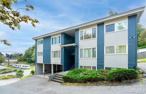 Highline Apartment | Cozy 1BR Near SeaTac + Work Friendly + Fast Wifi