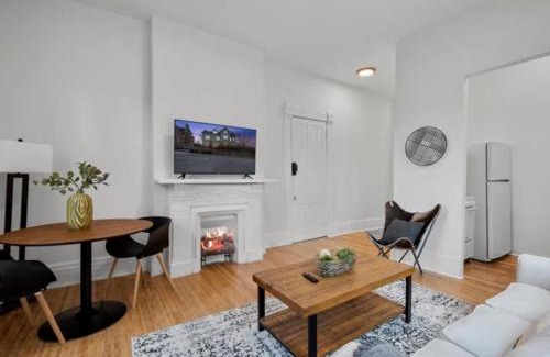 Mount Auburn Apartment | Cozy 1BR Near Zoo, UC, OTR, Downtown