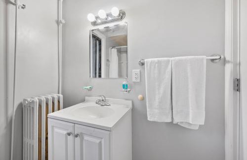 Riverview Apartment | Cozy 1BR Retreat in Brownstown – Relax Unwind