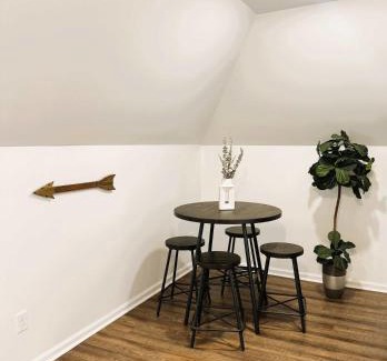 Pittsburgh Apartment | Cozy 1BR Retreat - Private - Near City
