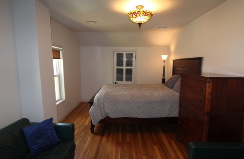 Barryville Apartment | Cozy 2 Bdrm In Heart Of Barryville! Raft, Hike On Scenic Byway Rte 97