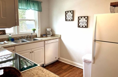 Bristol Apartment | Cozy 2 Bed Apartment in Bristol