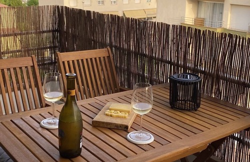 L'Estartit Apartment | Cozy 2 bedrooms apartment with pool in L’Estartit
