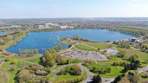 Milton Keynes Apartment | Cozy 2 Bed in Milton Keynes Free parking & WiFi