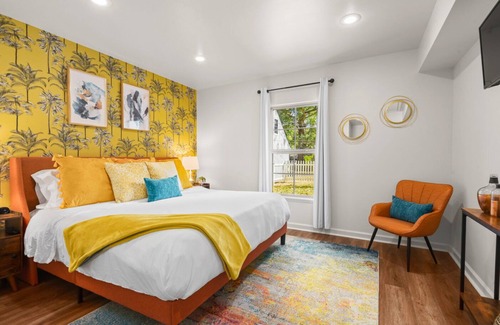 Mid City South House | Cozy 2-Bed Retreat with a Spacious Yard!