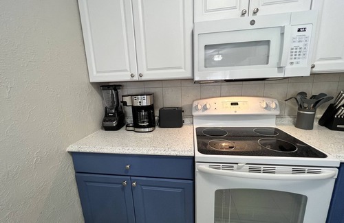 Bradenton Apartment | Cozy 2 bed short drive to Anna Maria Island