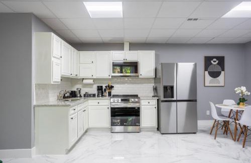 Decatur House | Cozy 2 Bedroom 15 mins from Dwntown ATL