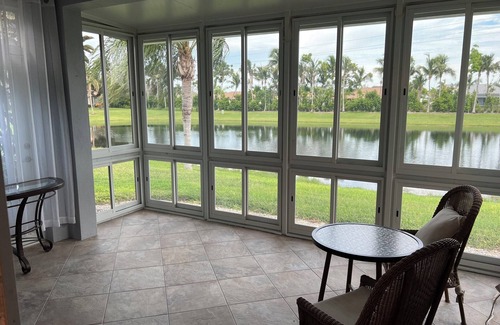 Tropical Cove Condo | Cozy 2 bedroom/2 bath condo near health park - Fort myers great for travel RN
