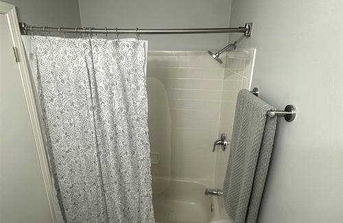 Stone Mountain Apartment | Cozy 2-bedroom apartment with WiFi, AC in tranquil Stone Mountain