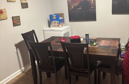 Kennesaw Apartment | Cozy 2-bedroom apartment with AC and WiFi in nice Kennesaw