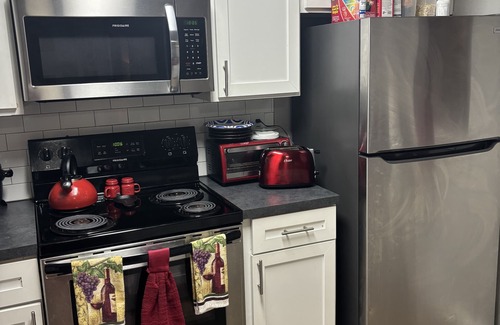 Kennesaw Apartment | Cozy 2-bedroom apartment with AC and WiFi in nice Kennesaw