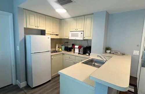 Florida Center Apartment | Cozy 2-bedroom apartment in awesome Orlando with fitness room, WiFi