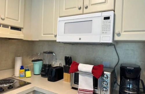 Florida Center Apartment | Cozy 2-bedroom apartment in awesome Orlando with fitness room, WiFi