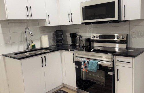 Cranston Apartment | Cozy 2-bedroom Basement in South-East Calgary with WiFi